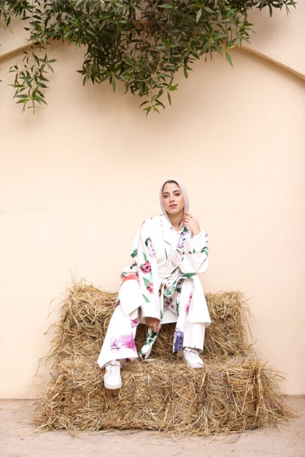 MuhraImg (196) White Orchid Coat