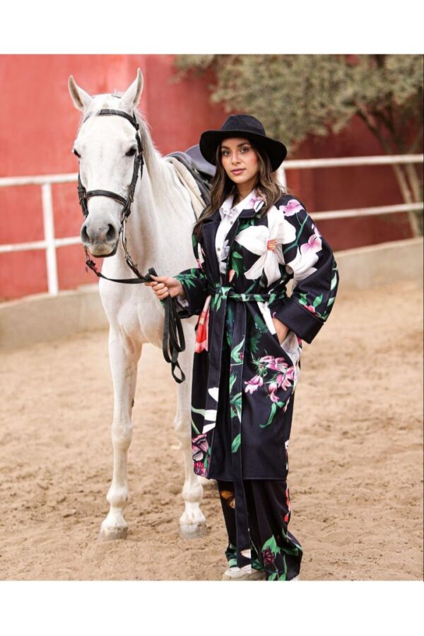 MuhraImg (233) Black Orchid Coat