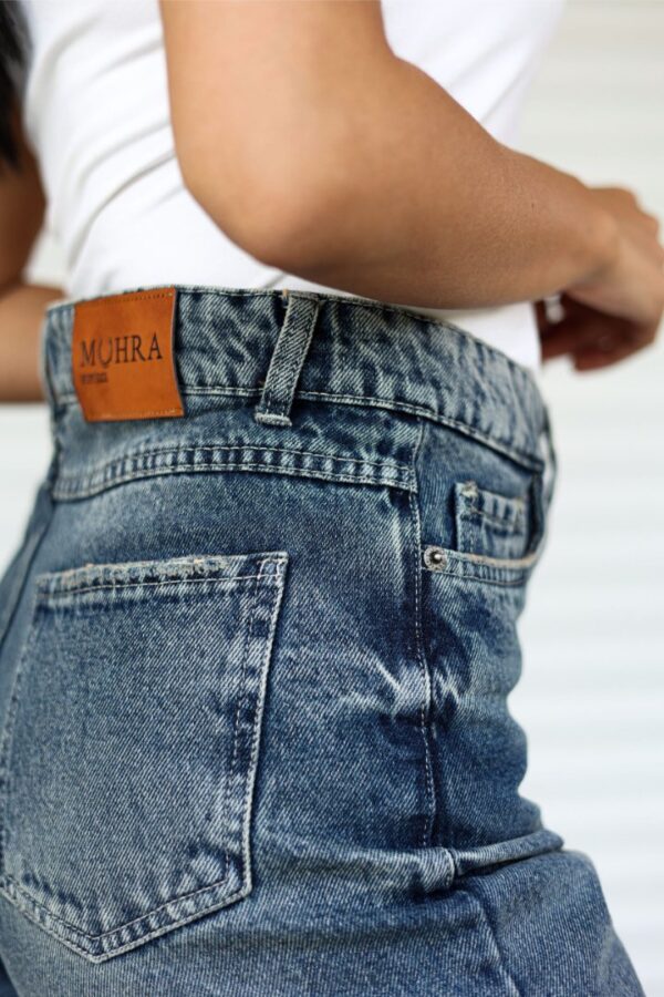MuhraImg (94) Blue Jeans